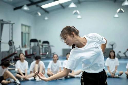 娛樂(lè)吃瓜醬藝考生,揭秘藝考生的酸甜苦辣