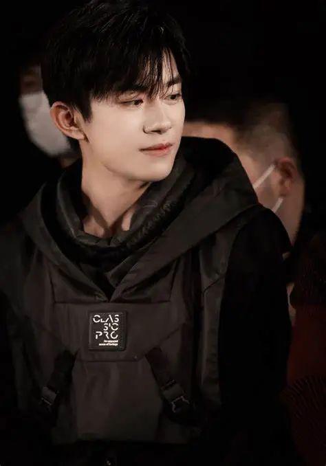 吃瓜娛樂(lè)圈抖號(hào),抖號(hào)帶你揭秘明星幕后故事