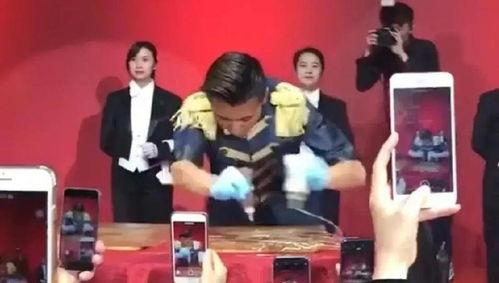 快樂吃瓜娛樂新聞最新消息,快樂吃瓜，明星隱私再掀波瀾！