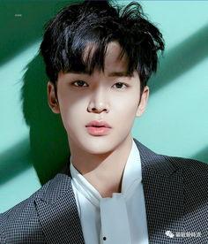 娛樂圈吃瓜爆料宋亞軒是真的嗎,宋亞軒真實身份大揭秘