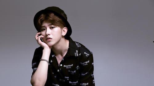 娛樂吃瓜八卦蔡徐坤是誰,娛樂界新晉流量小生，吃瓜群眾熱議焦點(diǎn)