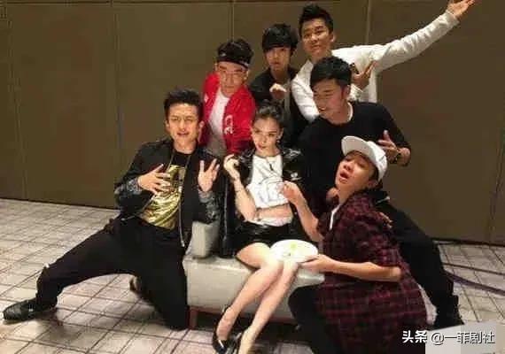 最近娛樂圈吃瓜爆料,明星戀情、丑聞大揭秘！