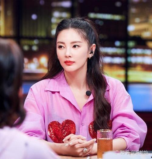 娛樂圈白鹿吃瓜是真的嗎,娛樂圈白鹿吃瓜事件真相揭秘