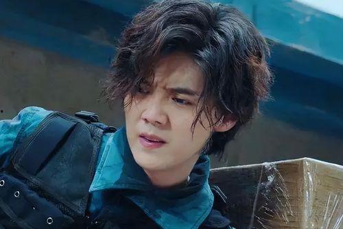 娛樂圈吃瓜男歌手是誰啊,他是誰？