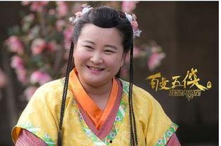 娛樂(lè)吃瓜醬賈玲,娛樂(lè)吃瓜界的“瓜王”，揭秘娛樂(lè)圈幕后故事