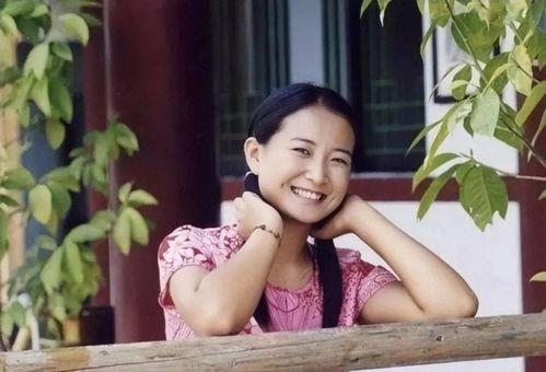 娛樂(lè)吃瓜醬賈玲,娛樂(lè)吃瓜界的“瓜王”，揭秘娛樂(lè)圈幕后故事