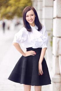 娛樂吃瓜醬拉絲襯衫,娛樂吃瓜醬拉絲襯衫，輕松駕馭潮流風(fēng)采