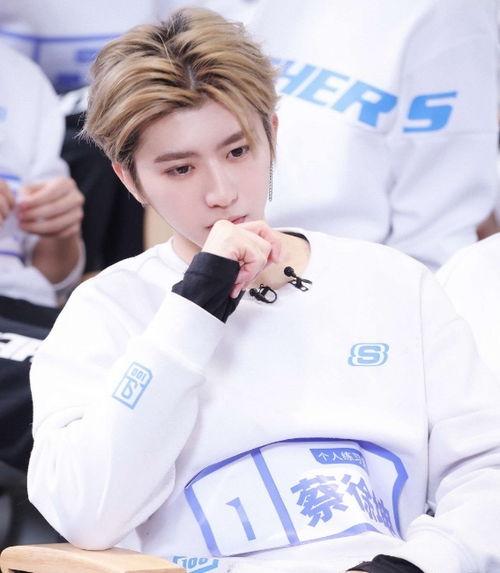 蔡徐坤娛樂(lè)吃瓜圖片大全,盤點(diǎn)那些搞笑又溫馨的瞬間