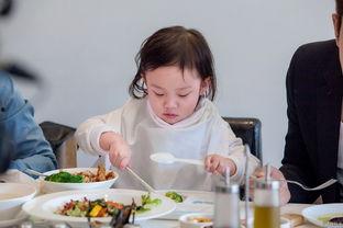 娛樂吃瓜李小露是誰,李小露的真實身份大起底